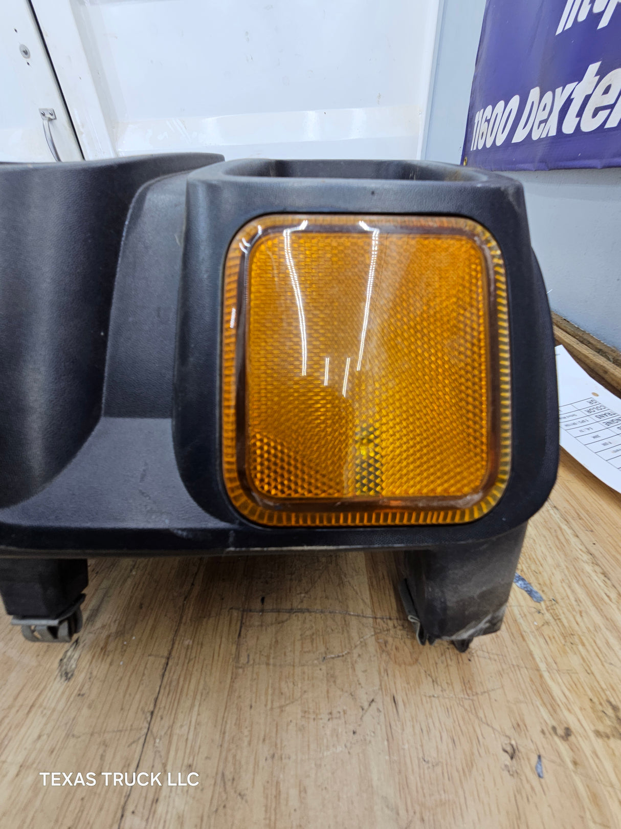 2008-2010 Ford Super Duty F250 F350 F450 F550 LH Driver Side Sealed Beam Halogen Head Light & Marker Light Bucket 7C34-13101-A