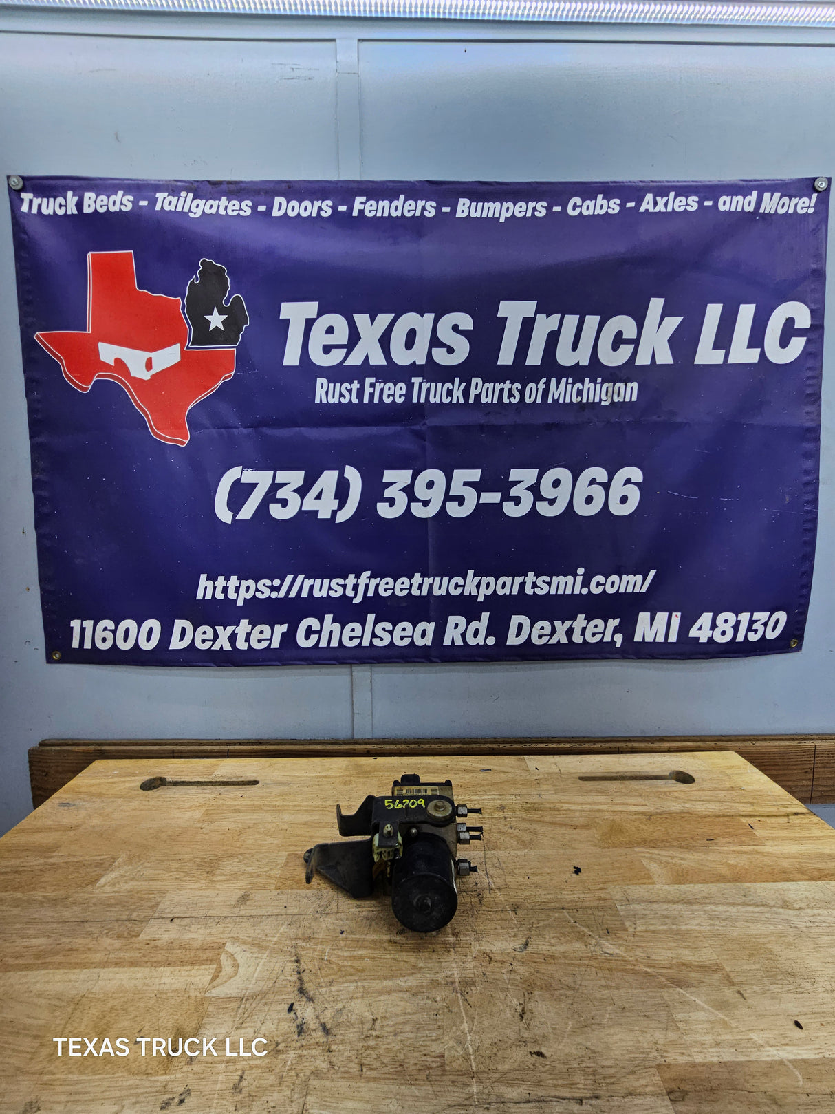 2008-2010 Ford Super Duty F250 F350 ABS Pump Module Control Assembly 7C34-2C346-AJ