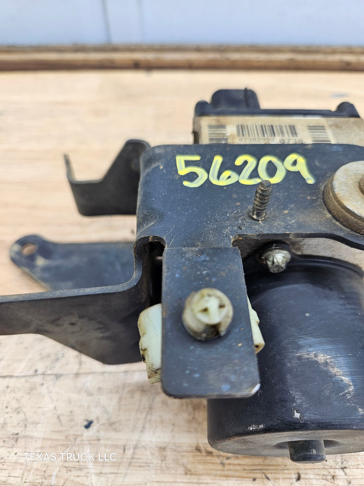 2008-2010 Ford Super Duty F250 F350 ABS Pump Module Control Assembly 7C34-2C346-AJ