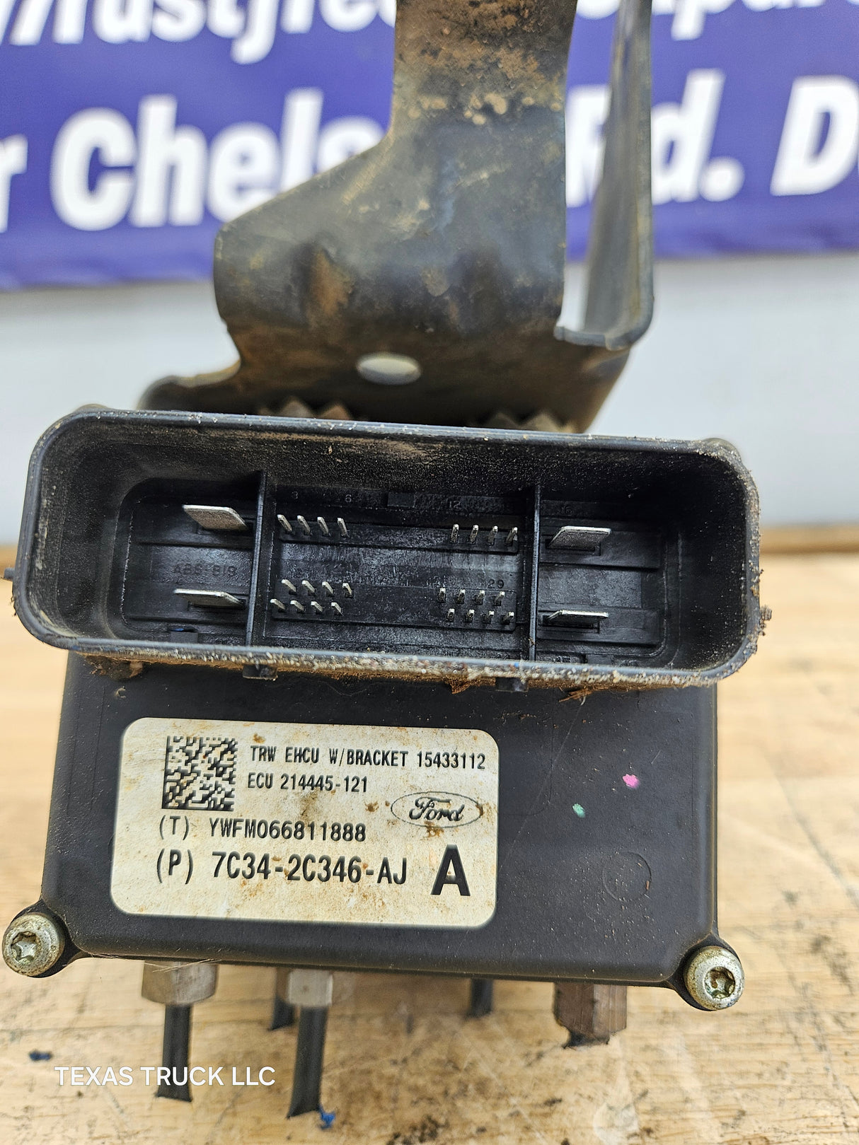 2008-2010 Ford Super Duty F250 F350 ABS Pump Module Control Assembly 7C34-2C346-AJ