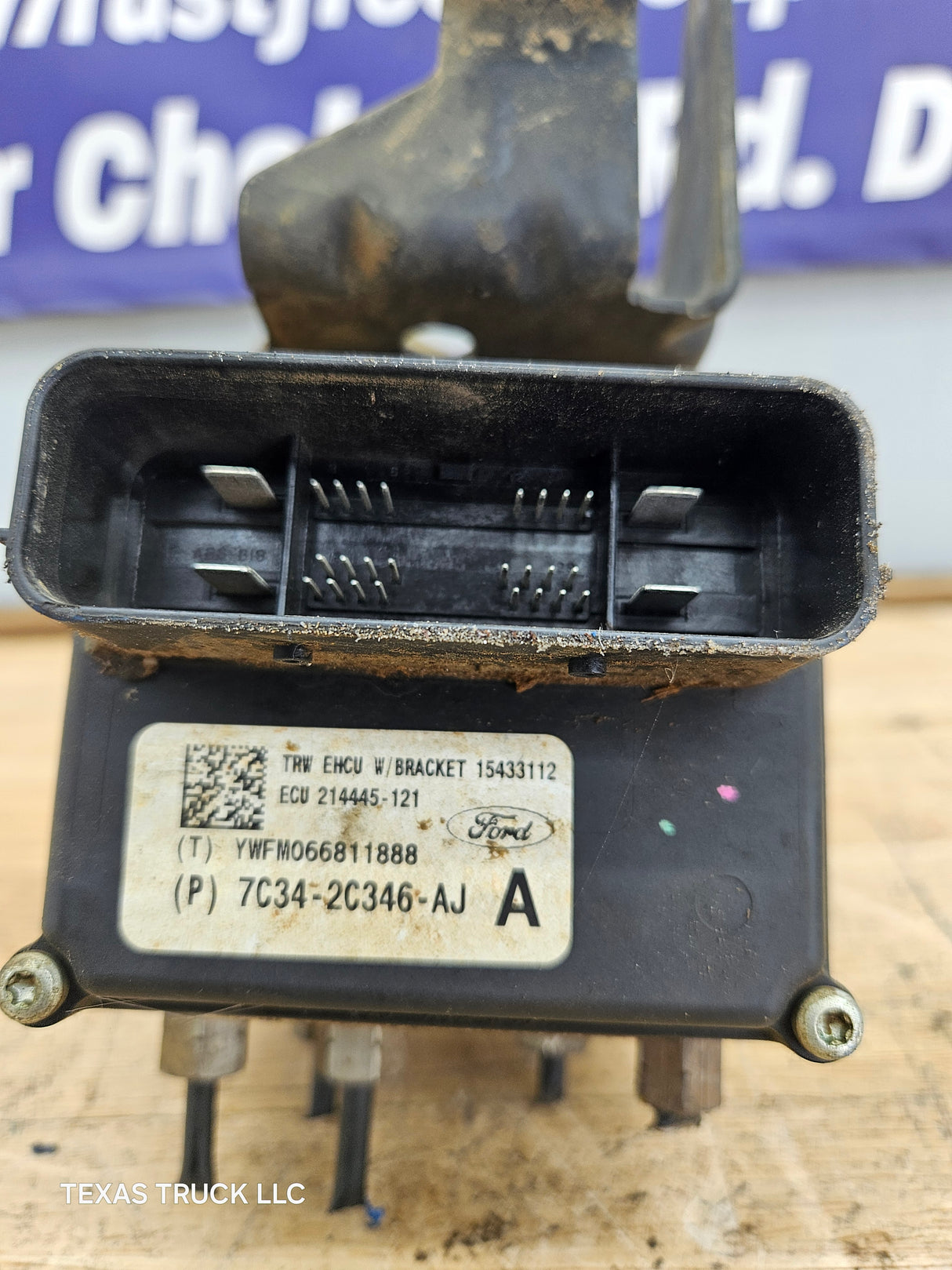 2008-2010 Ford Super Duty F250 F350 ABS Pump Module Control Assembly 7C34-2C346-AJ