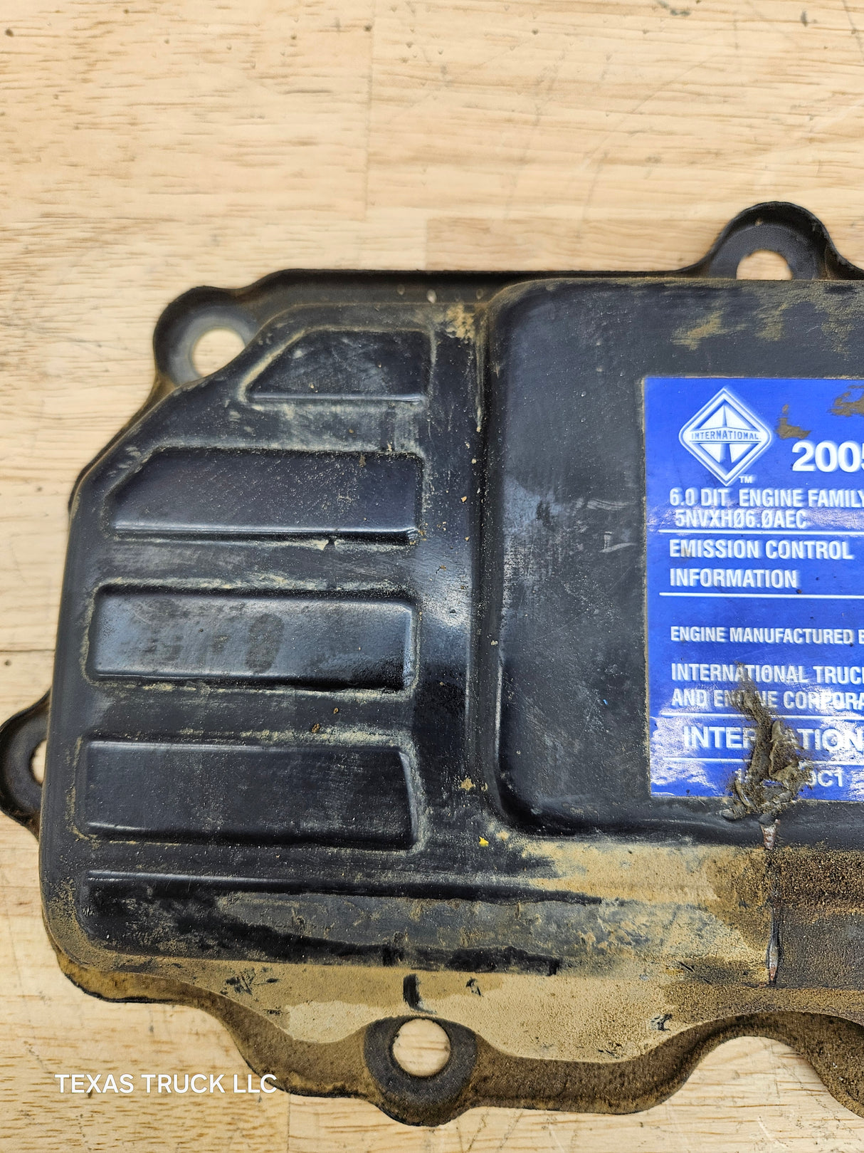 2004.5-2007 Ford 6.0L Power Stroke Passenger Side Valve Cover 1858581C1