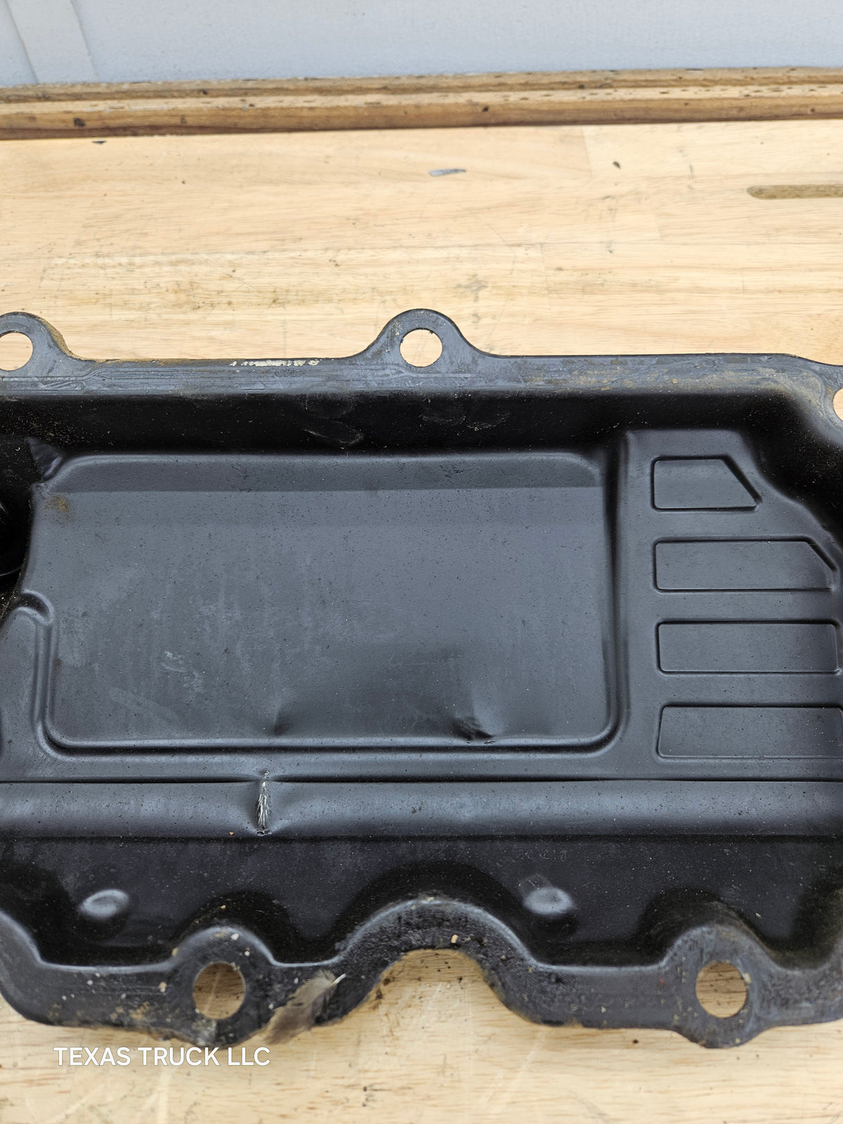 2004.5-2007 Ford 6.0L Power Stroke Passenger Side Valve Cover 1858581C1