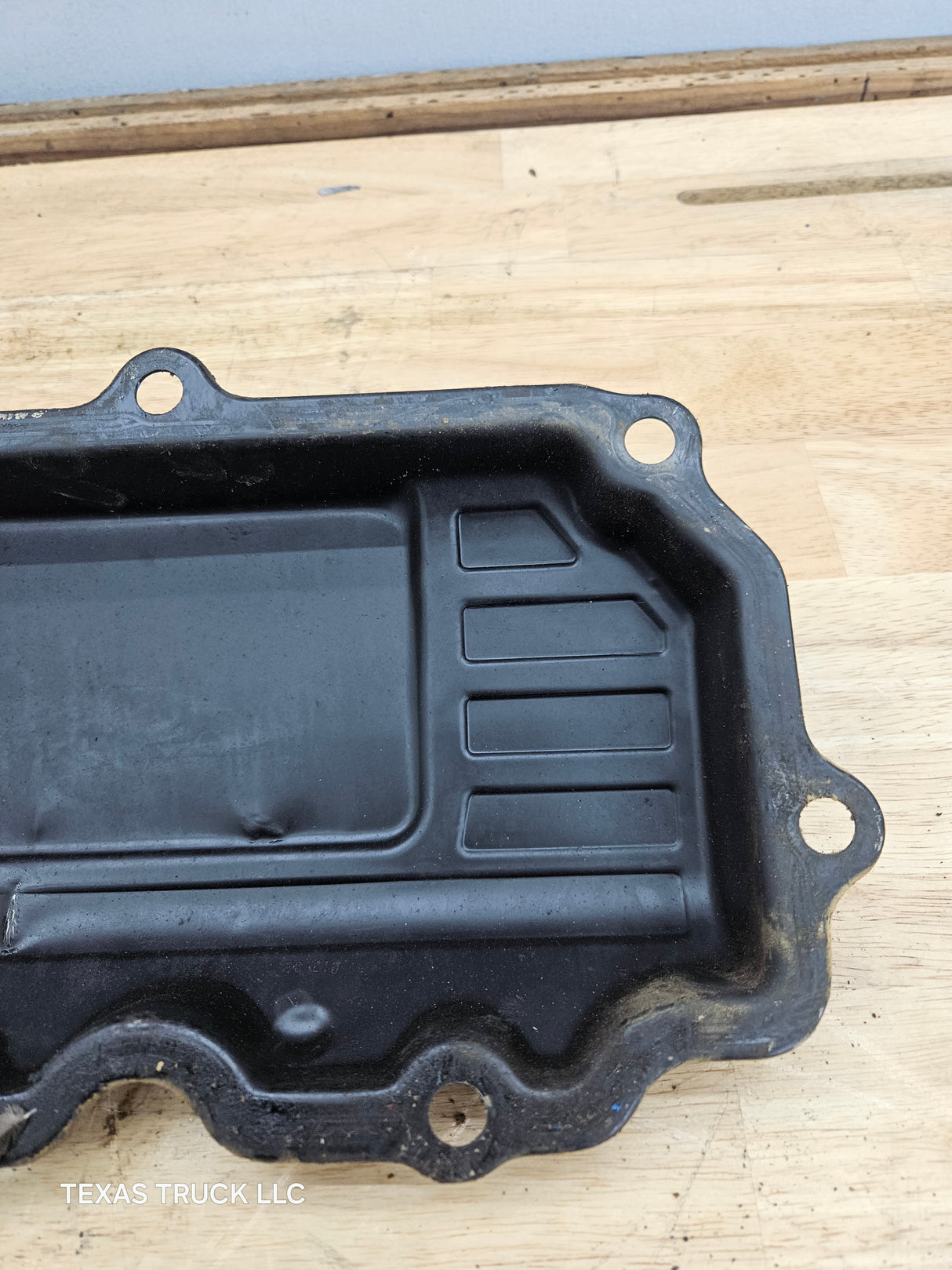 2004.5-2007 Ford 6.0L Power Stroke Passenger Side Valve Cover 1858581C1