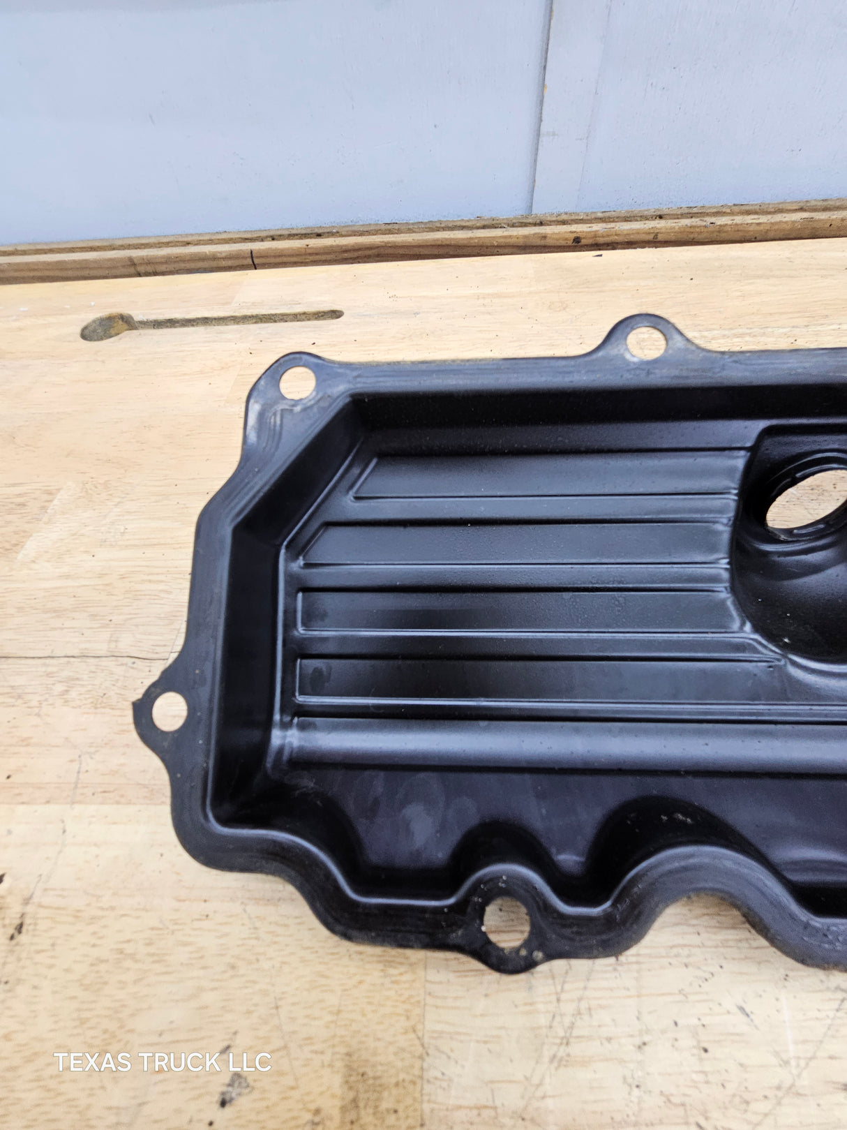 2003-2004.5 "Early" Ford 6.0L Power Stroke Passenger Side Valve Cover 1858581C1