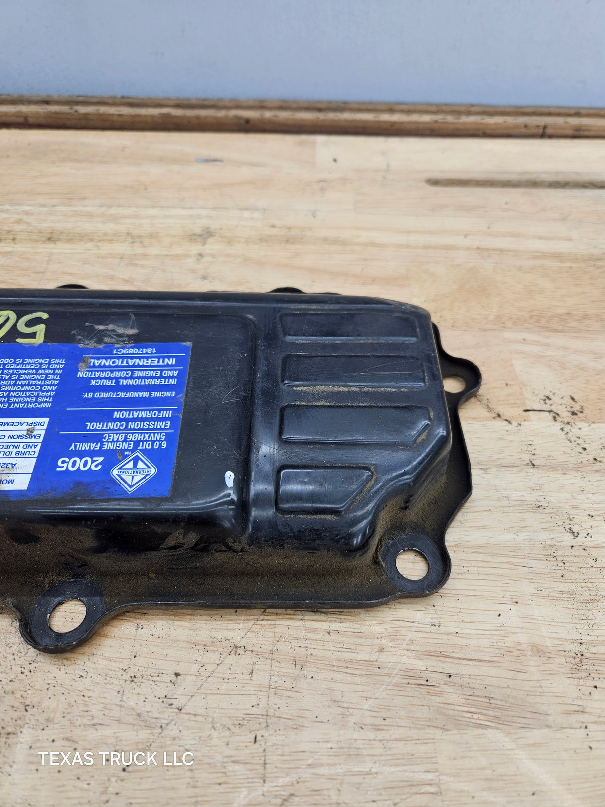 2004.5-2007 Ford 6.0L Power Stroke Passenger Side Valve Cover 1858581C1