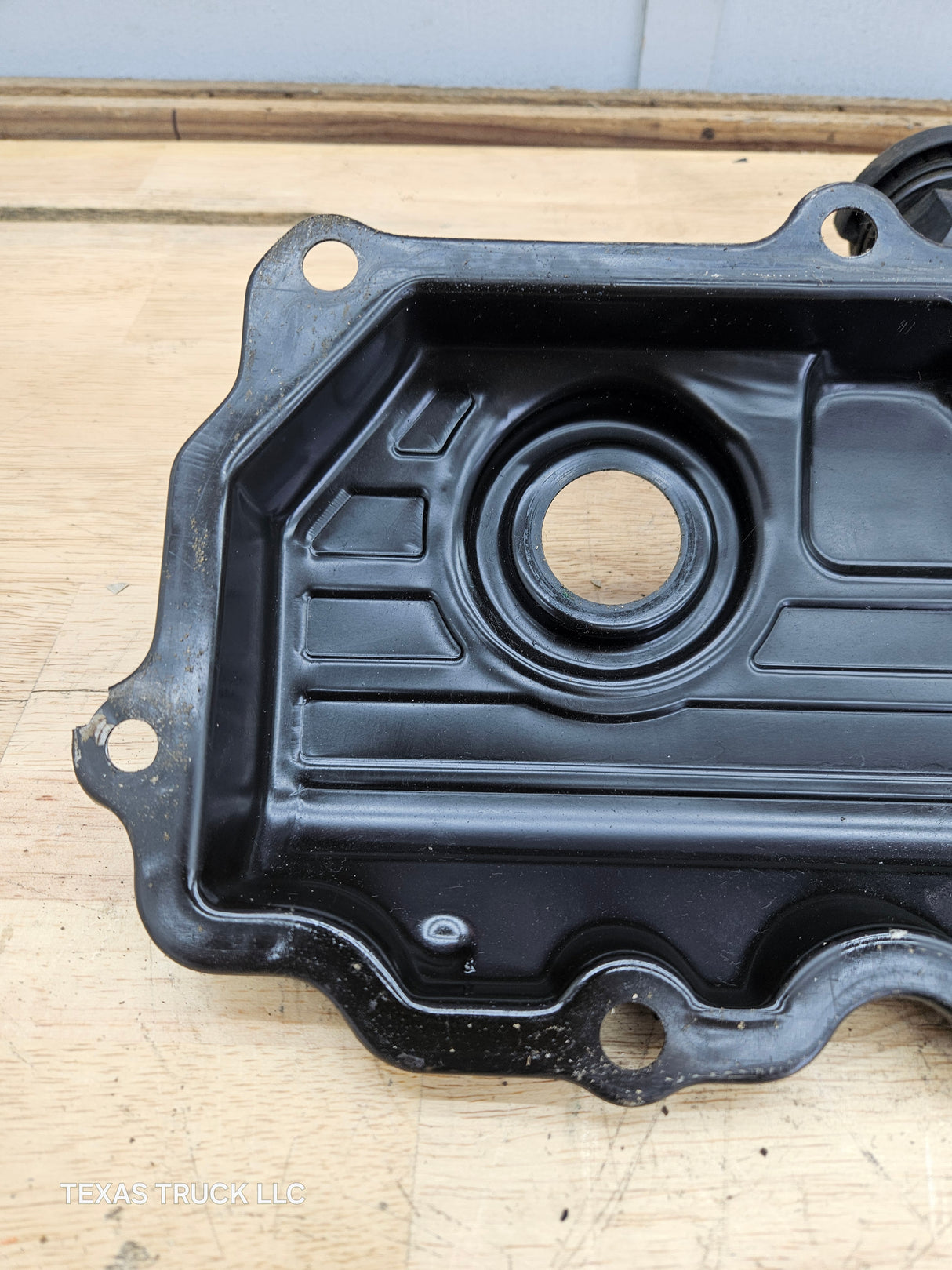 2004.5-2007 Ford 6.0L Power Stroke Passenger Side Valve Cover 1858581C1