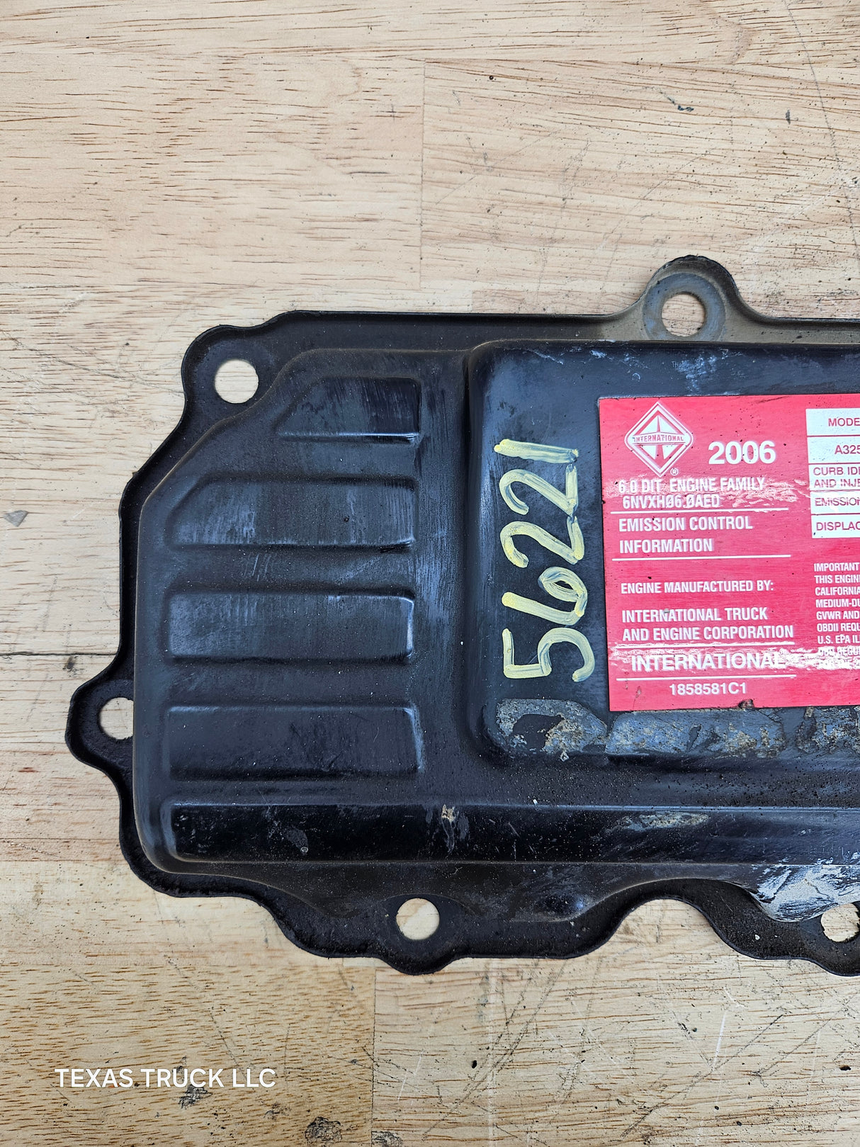 2004.5-2007 Ford 6.0L Power Stroke Passenger Side Valve Cover 1858581C1