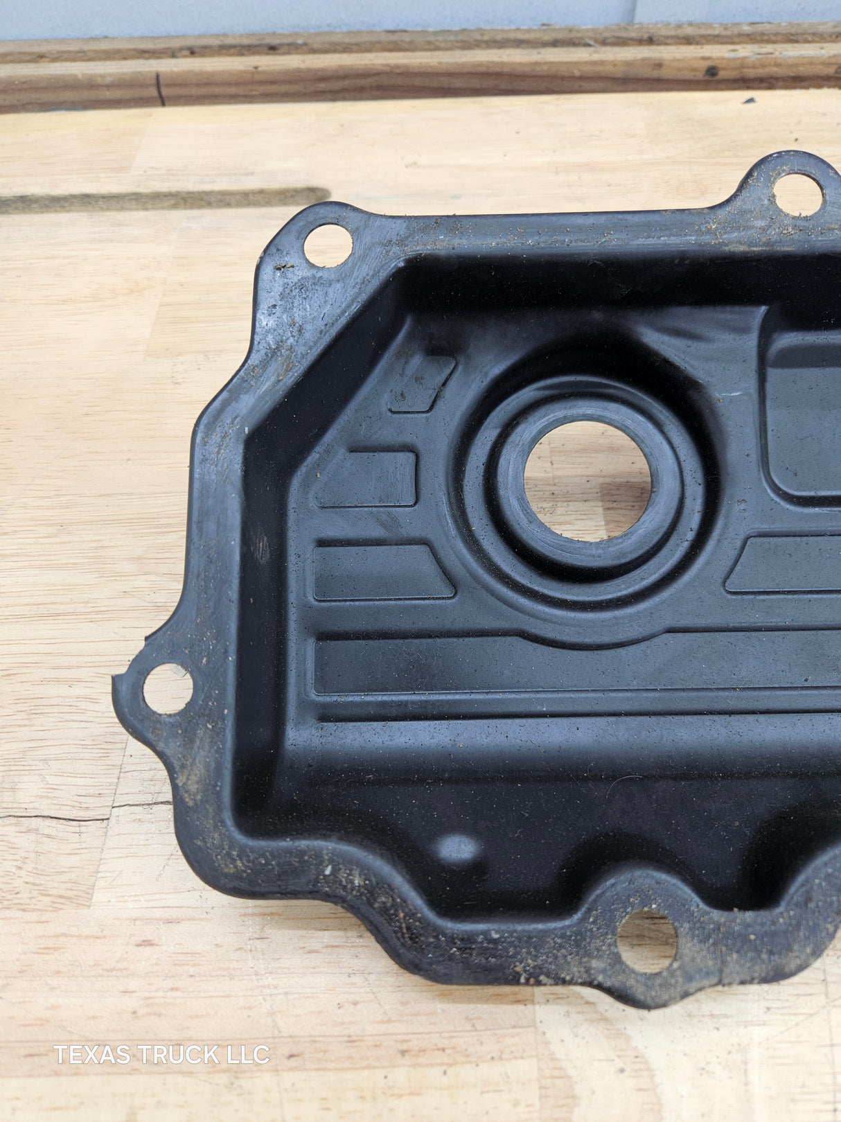 2004.5-2007 Ford 6.0L Power Stroke Passenger Side Valve Cover 1858581C1