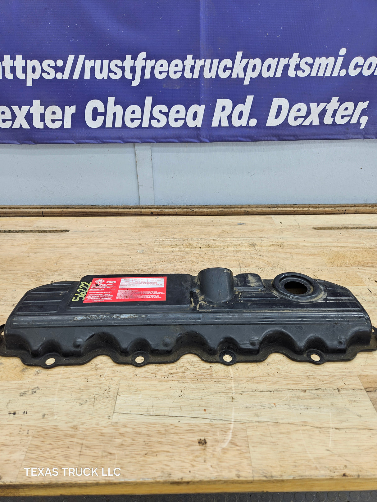 2004.5-2007 Ford 6.0L Power Stroke Passenger Side Valve Cover 1858581C1