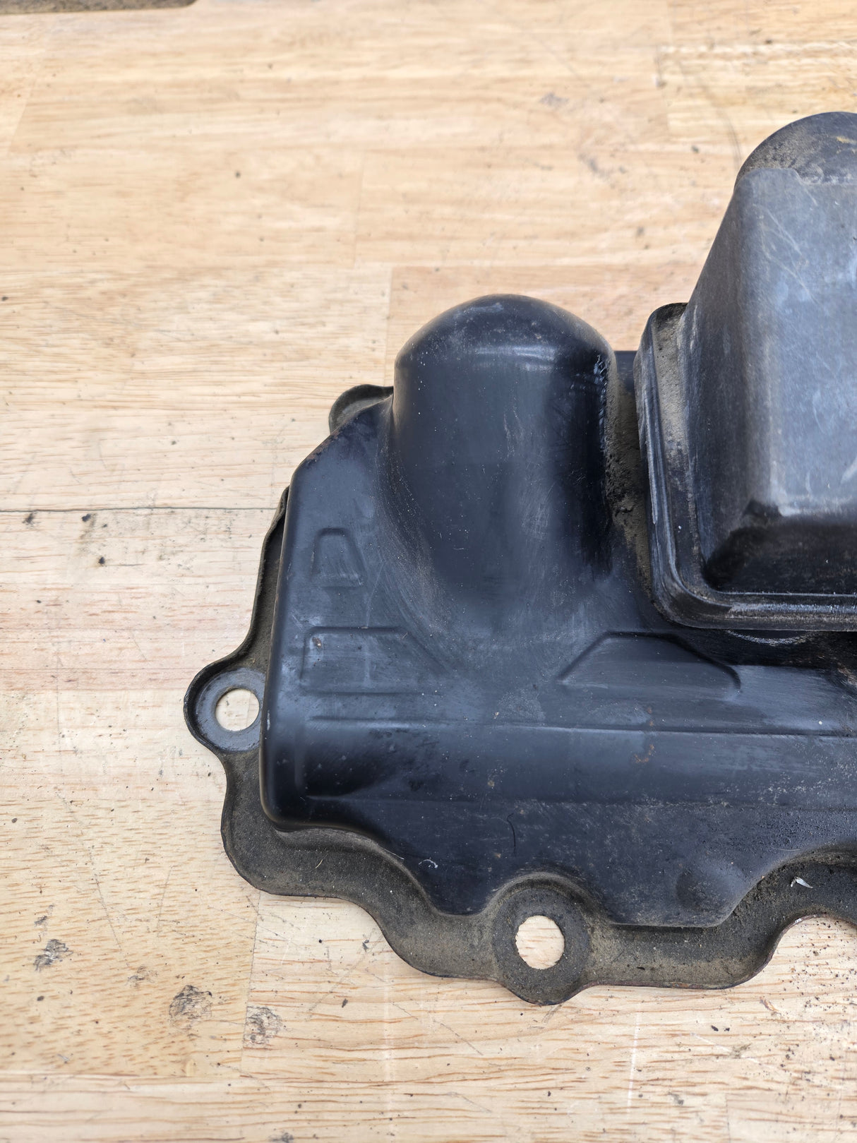 2004.5-2007 Ford 6.0 Power Stroke Drivers Valve Cover Super Duty Excursion