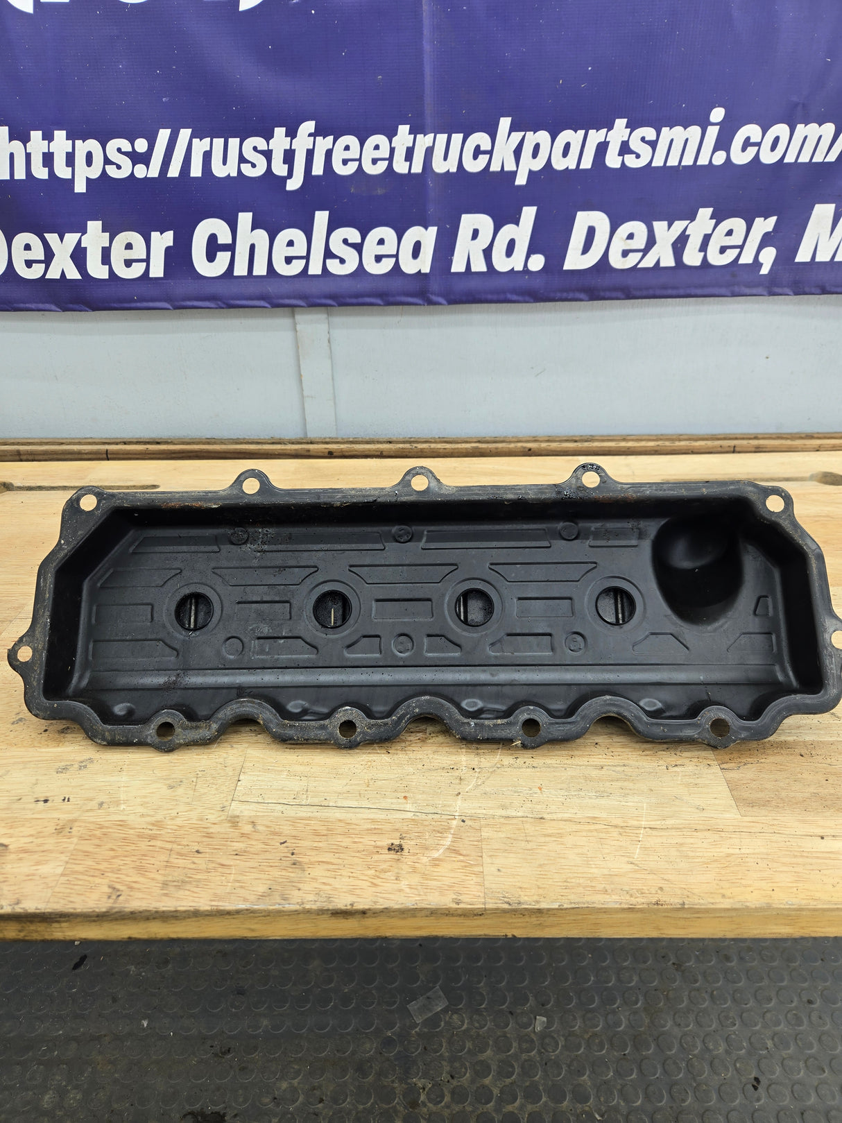 2004.5-2007 Ford 6.0 Power Stroke Drivers Valve Cover Super Duty Excursion