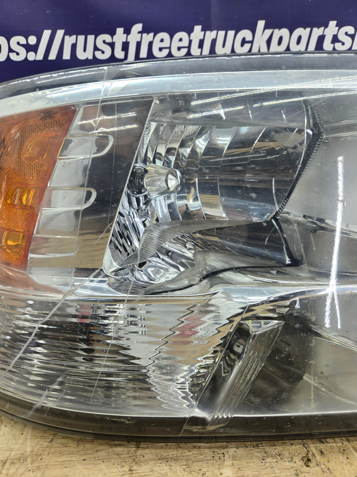2013-2024 Dodge Ram 4th gen 1500 2500 3500 RH Passenger Side Headlight