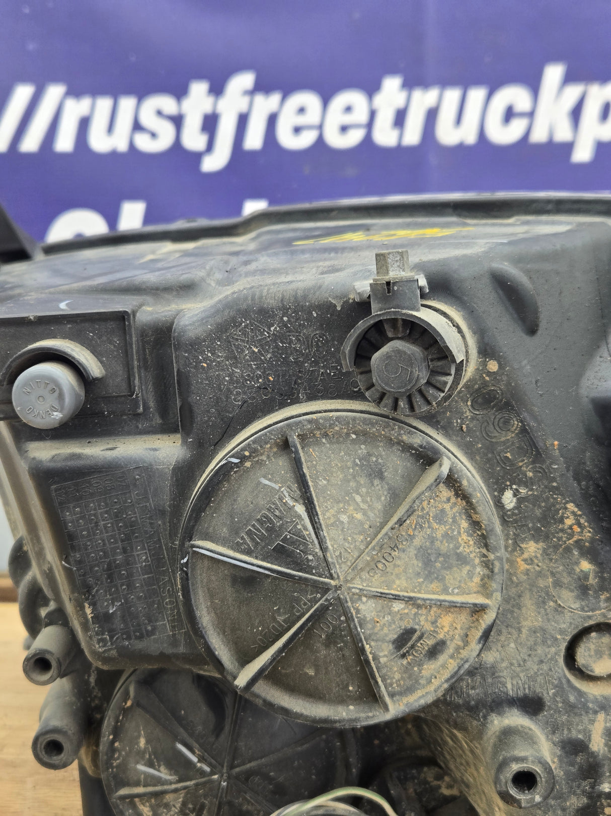 2013-2024 Dodge Ram 4th gen 1500 2500 3500 RH Passenger Side Headlight