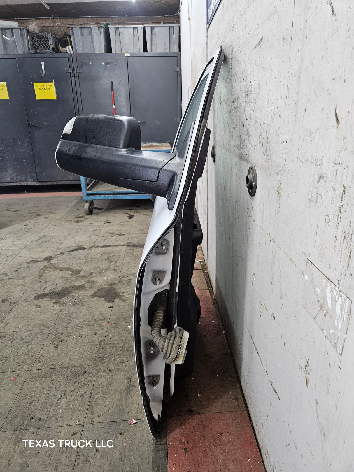 2009-2018 Dodge Ram 4th Gen Passenger Side RH Front Door Quad Crew Cab Door 1500 2500 3500 4500 5500