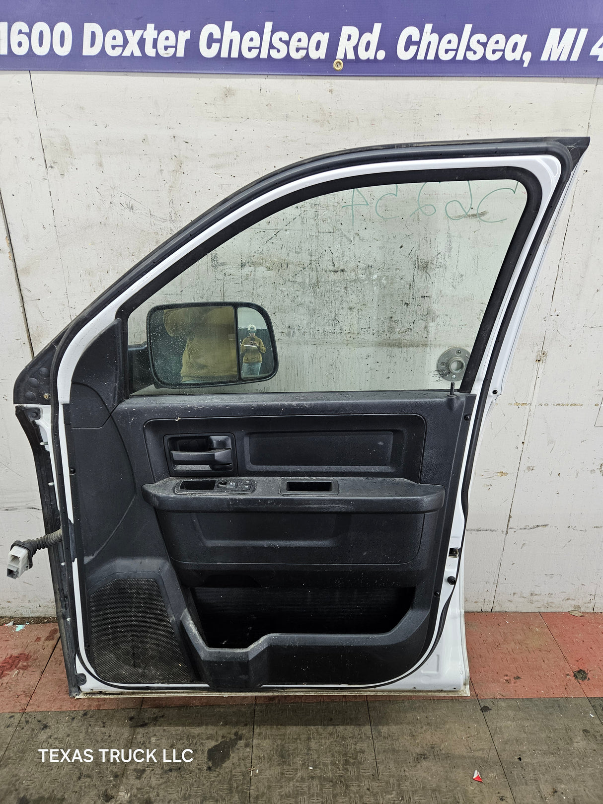 2009-2018 Dodge Ram 4th Gen Passenger Side RH Front Door Quad Crew Cab Door 1500 2500 3500 4500 5500