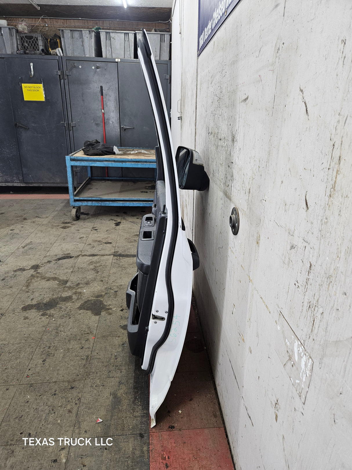 2009-2018 Dodge Ram 4th Gen Passenger Side RH Front Door Quad Crew Cab Door 1500 2500 3500 4500 5500