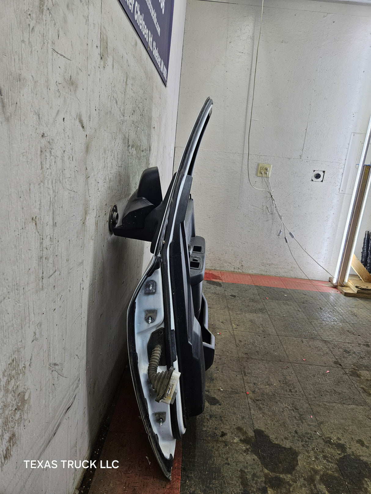 2009-2018 Dodge Ram 4th Gen Passenger Side RH Front Door Quad Crew Cab Door 1500 2500 3500 4500 5500