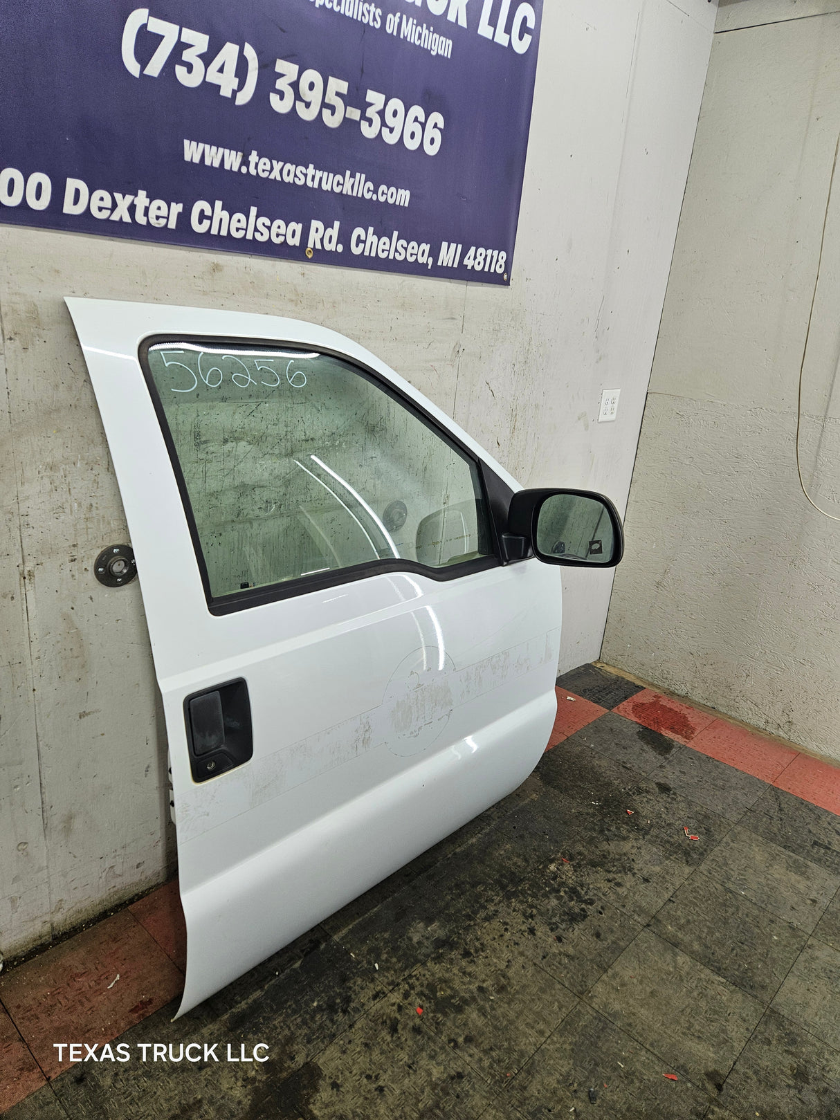 1999-2011 Ford Super Duty Front Passenger Side Door F250 F350 F450 F550