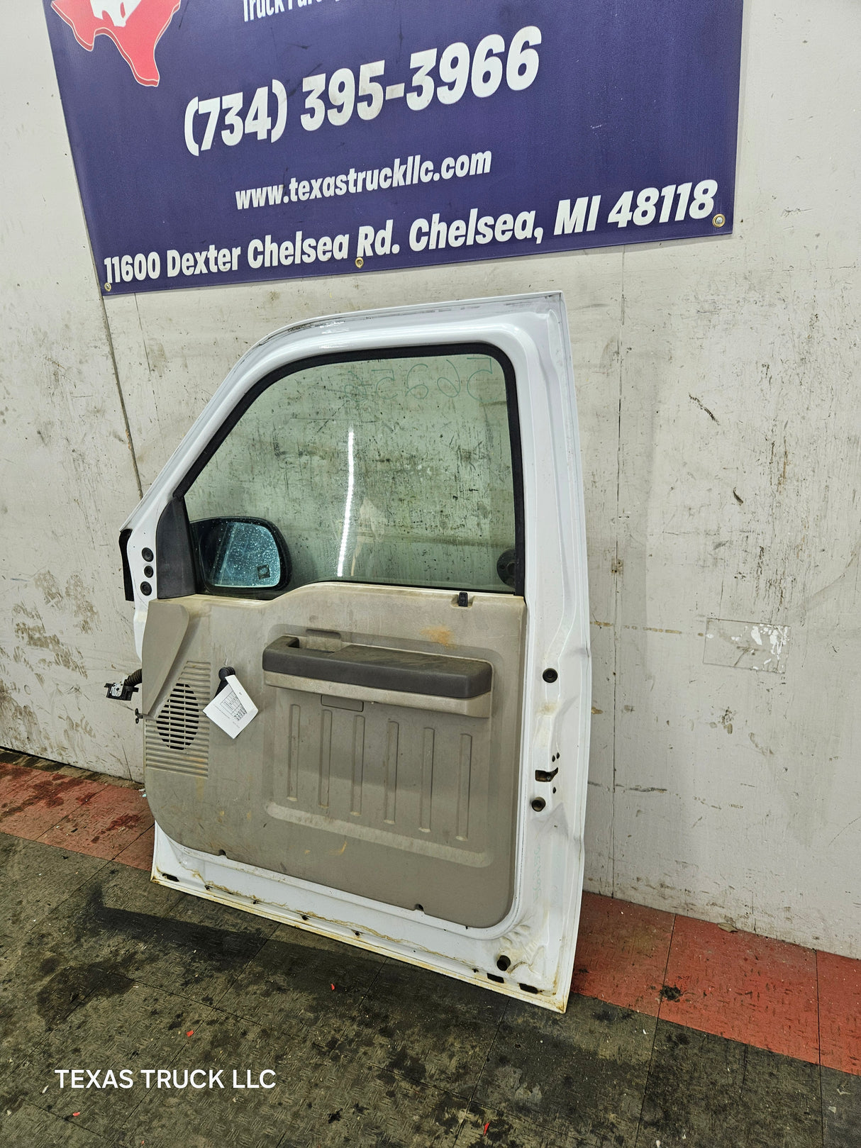 1999-2011 Ford Super Duty Front Passenger Side Door F250 F350 F450 F550