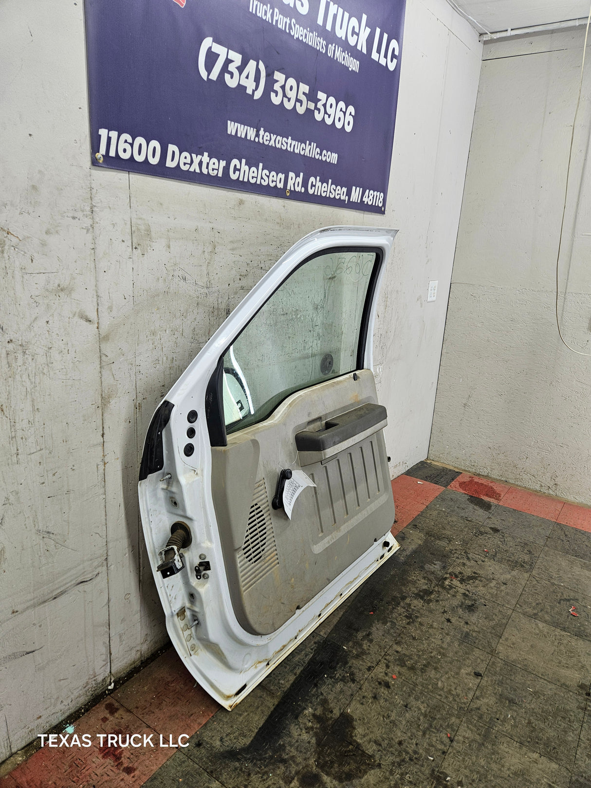 1999-2011 Ford Super Duty Front Passenger Side Door F250 F350 F450 F550
