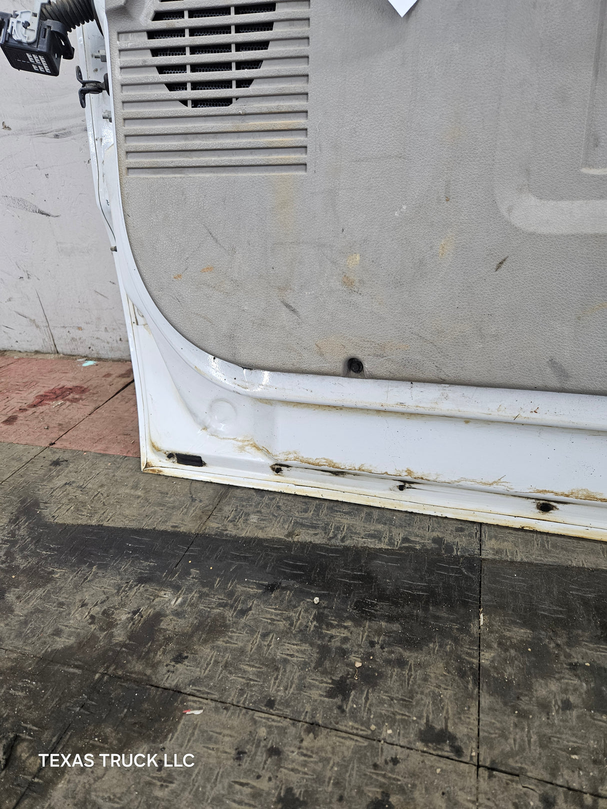 1999-2011 Ford Super Duty Front Passenger Side Door F250 F350 F450 F550