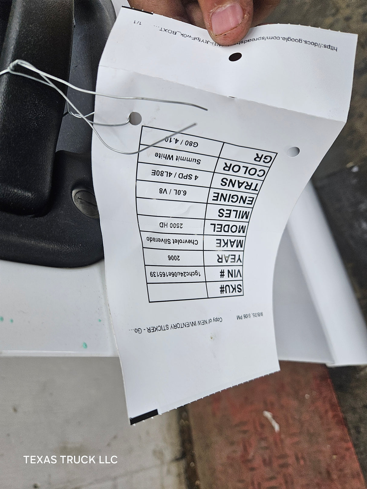 1999-2006 Chevrolet Silverado / GMC Sierra 1500 2500 3500 HD Front Passenger side Door RH