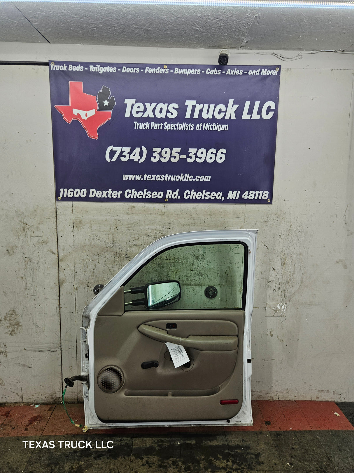 1999-2006 Chevrolet Silverado / GMC Sierra 1500 2500 3500 HD Front Passenger side Door RH