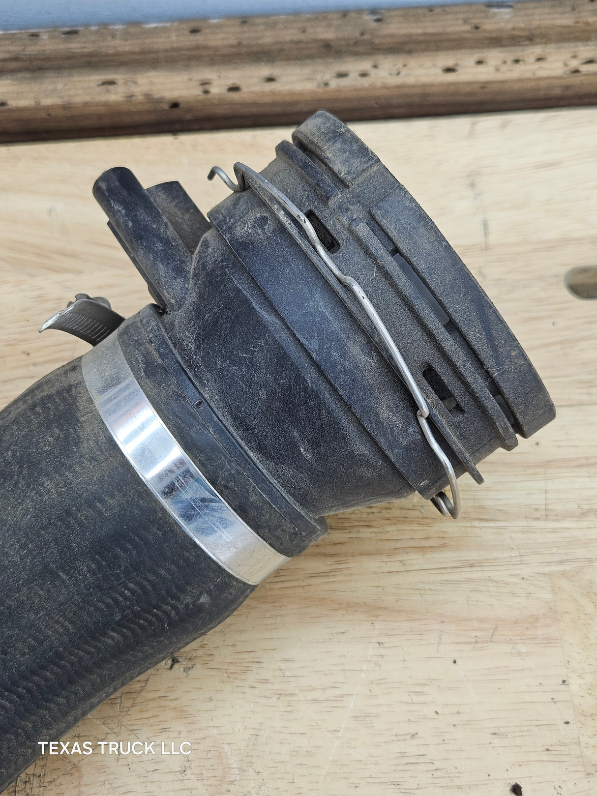 2017-2019 Ford Super Duty 6.7L Power Stroke Turbo Intercooler Outlet Tube Assembly HC3Z-6F073-B