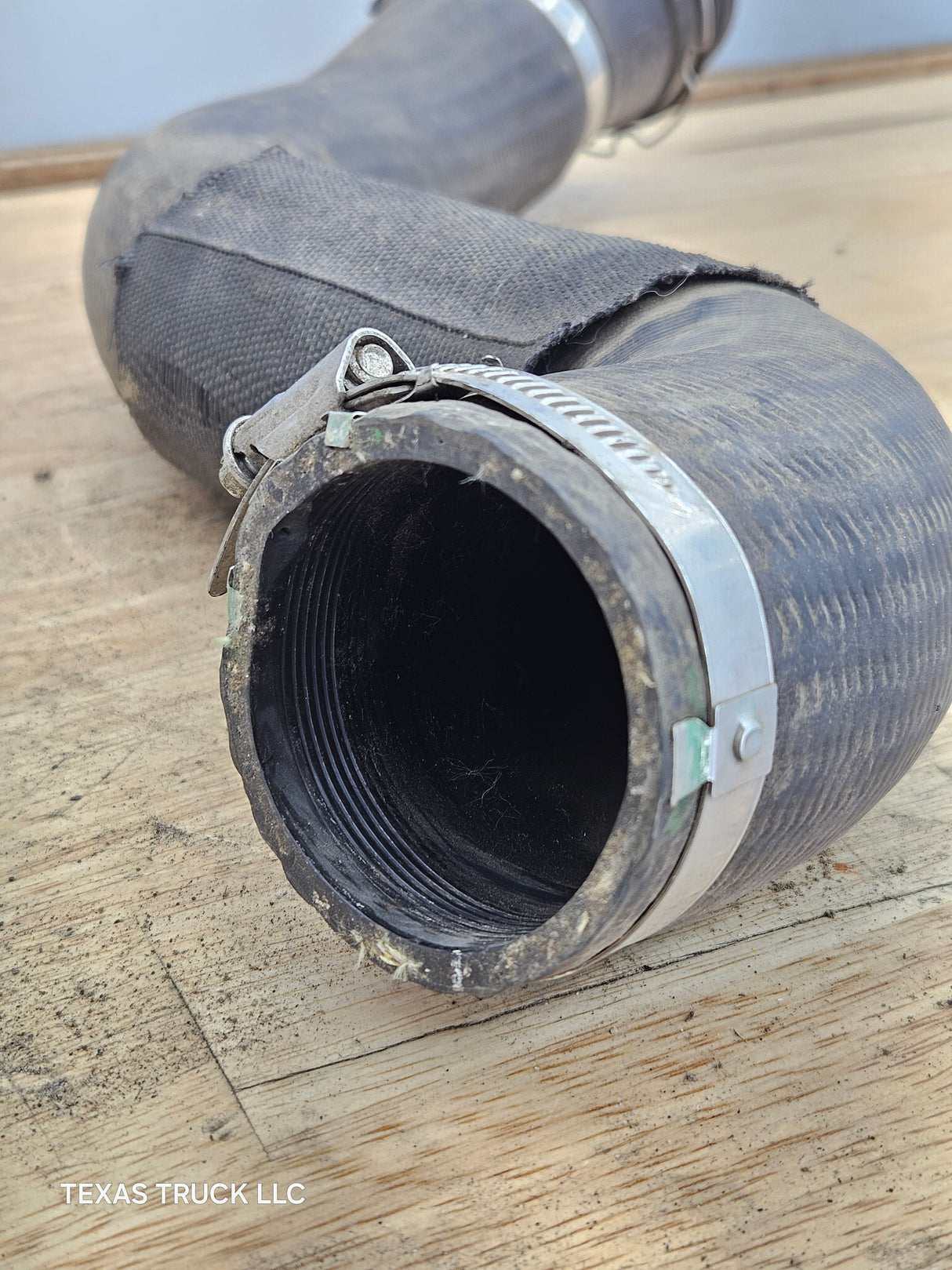 2017-2019 Ford Super Duty 6.7L Power Stroke Turbo Intercooler Outlet Tube Assembly HC3Z-6F073-B