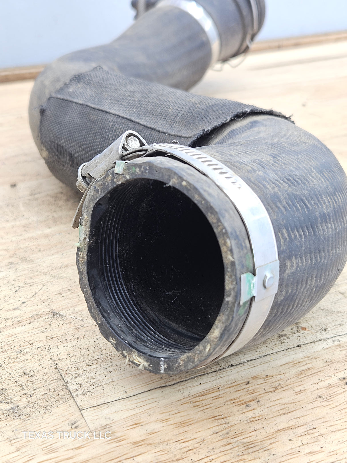 2017-2019 Ford Super Duty 6.7L Power Stroke Turbo Intercooler Outlet Tube Assembly HC3Z-6F073-B