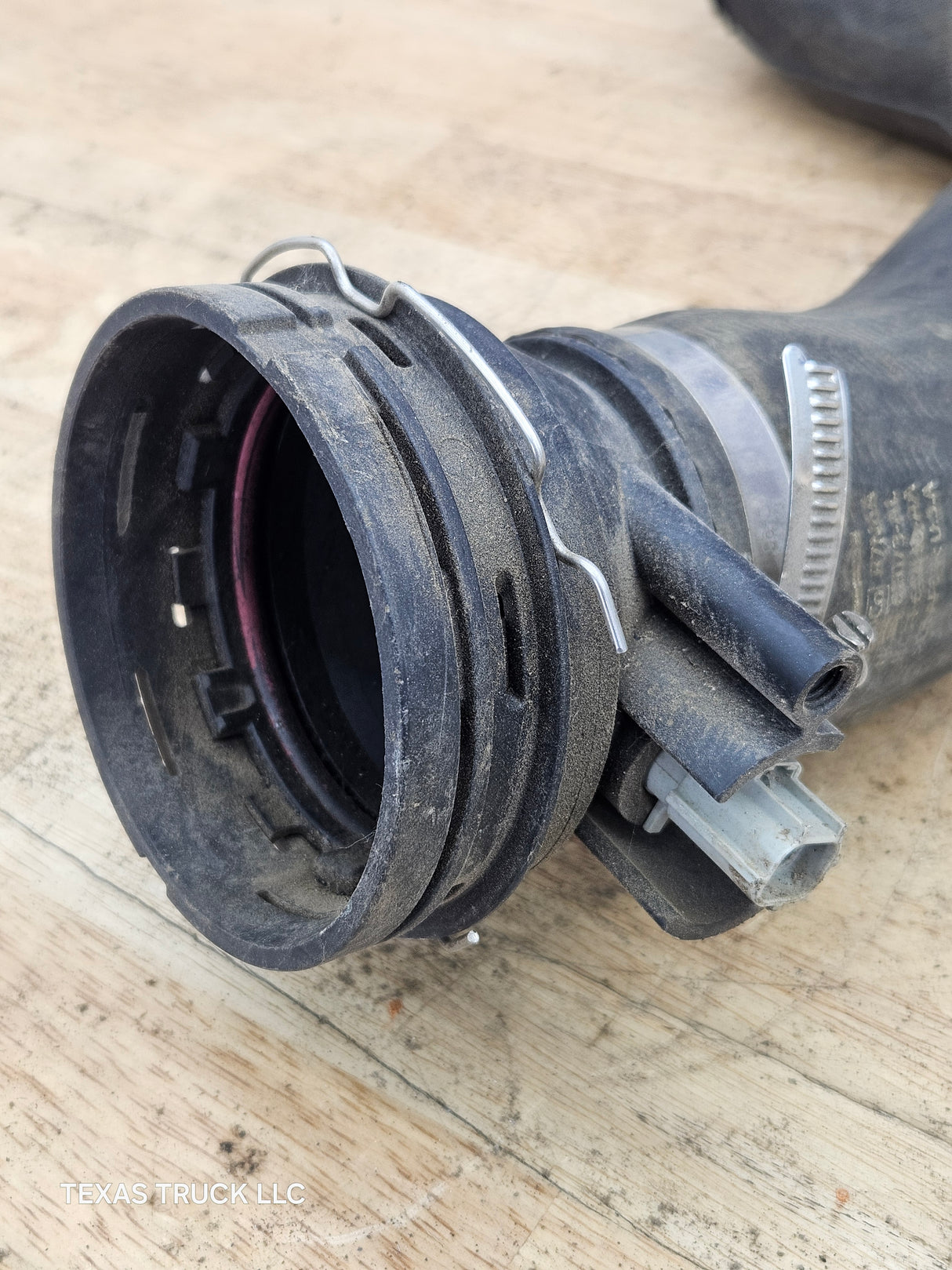 2017-2019 Ford Super Duty 6.7L Power Stroke Turbo Intercooler Outlet Tube Assembly HC3Z-6F073-B