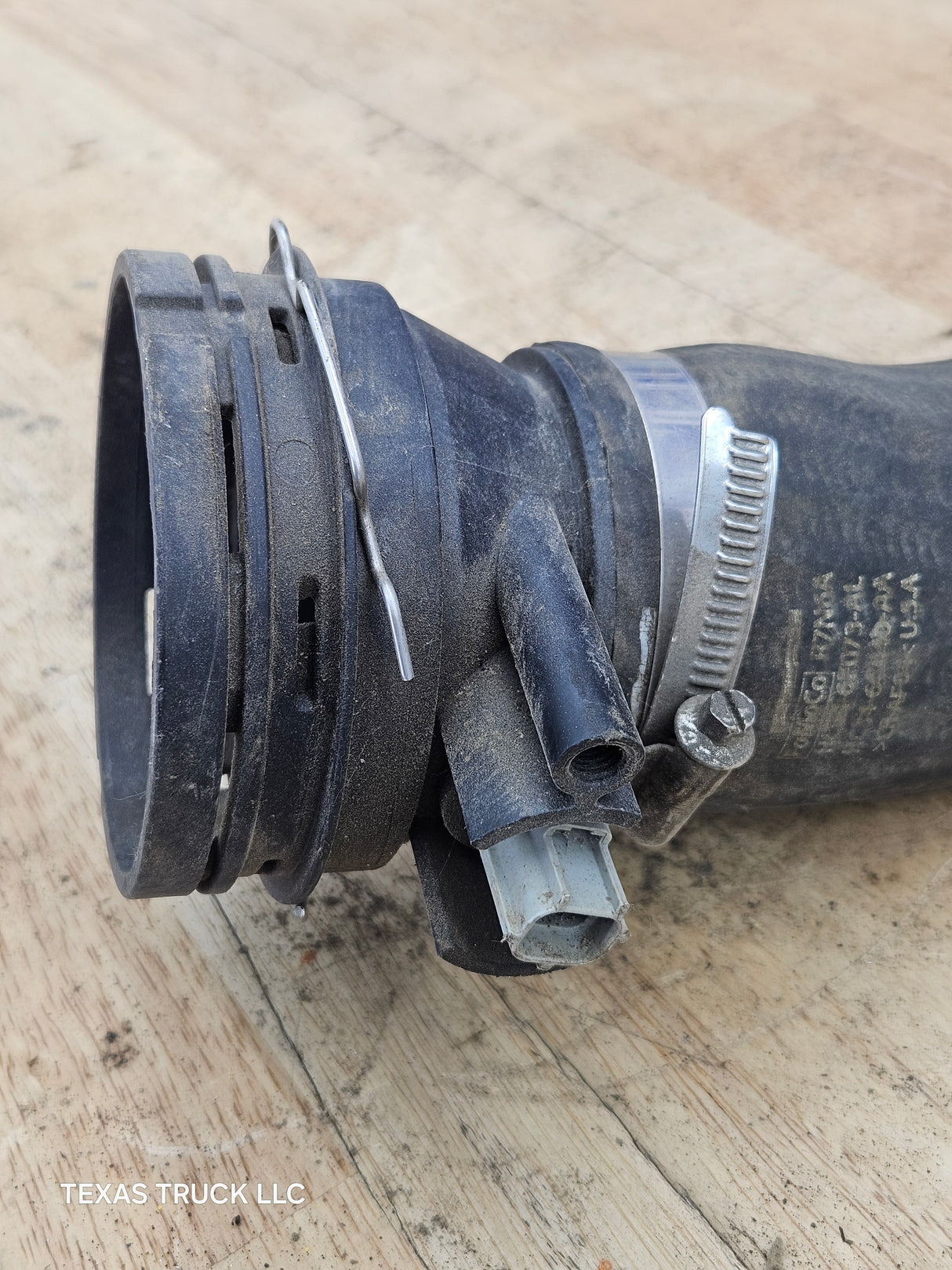 2017-2019 Ford Super Duty 6.7L Power Stroke Turbo Intercooler Outlet Tube Assembly HC3Z-6F073-B