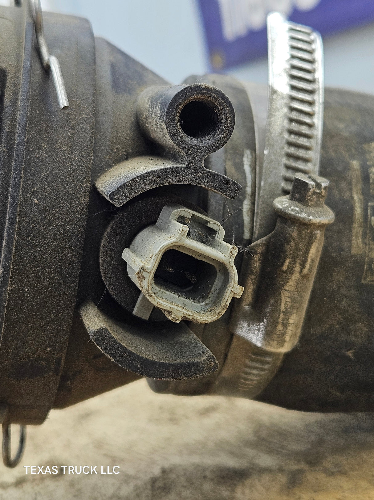 2017-2019 Ford Super Duty 6.7L Power Stroke Turbo Intercooler Outlet Tube Assembly HC3Z-6F073-B