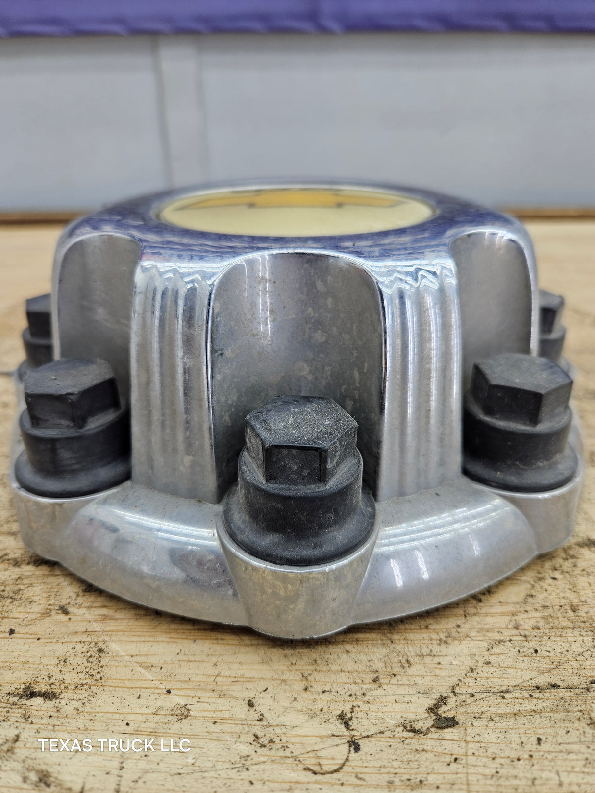1999-2006 OEM Chevrolet Silverado 8 Lug Wheel Center Hub Cap Lug Cover