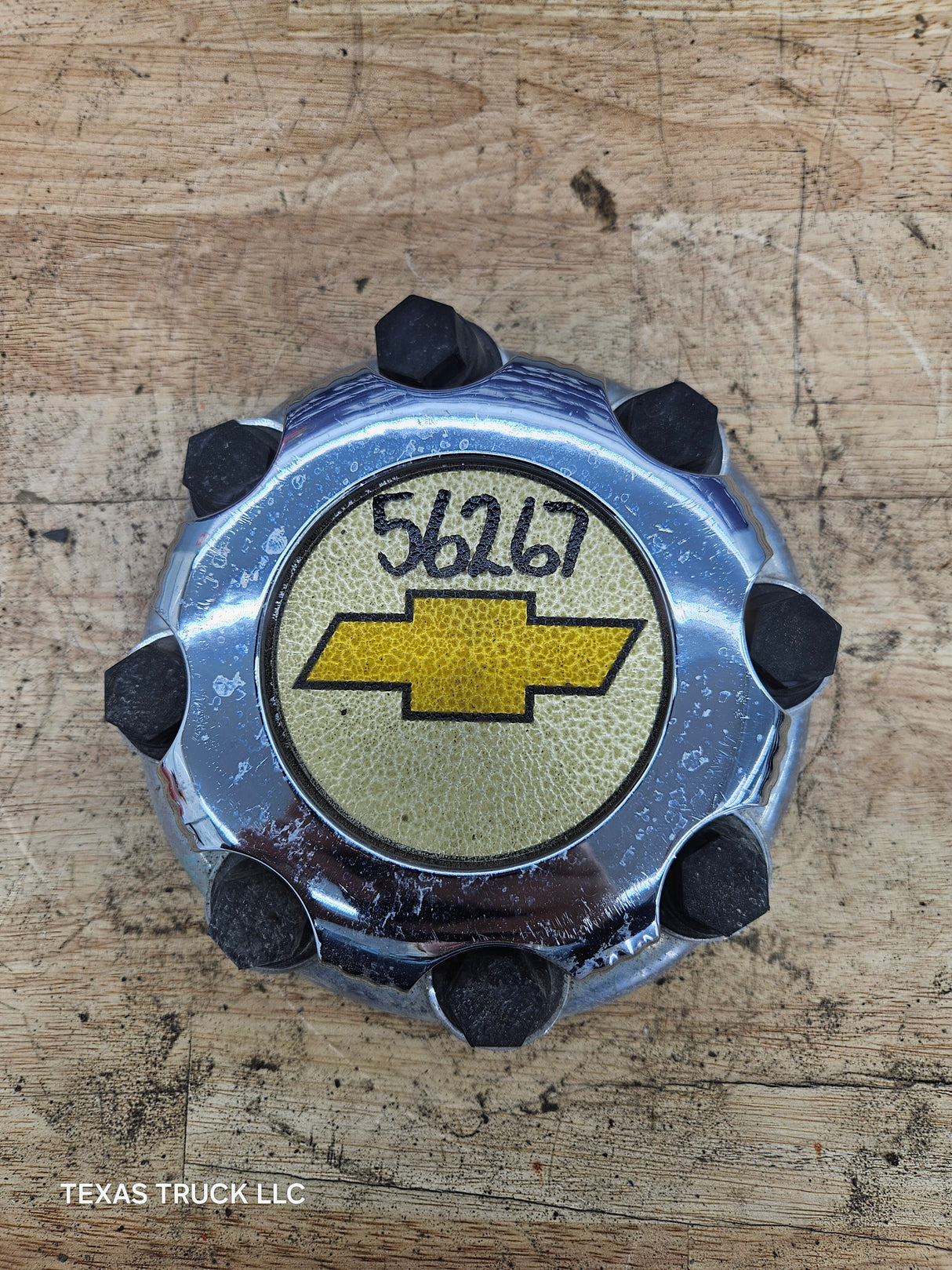 1999-2006 OEM Chevrolet Silverado 8 Lug Wheel Center Hub Cap Lug Cover