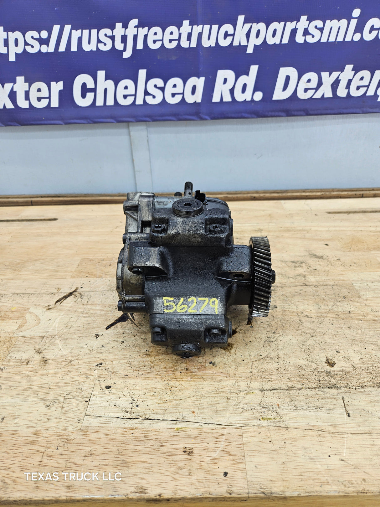 2008-2010 Ford 6.4 Powerstroke High Pressure Fuel Pump 8C3Z9A543 DRM OEM