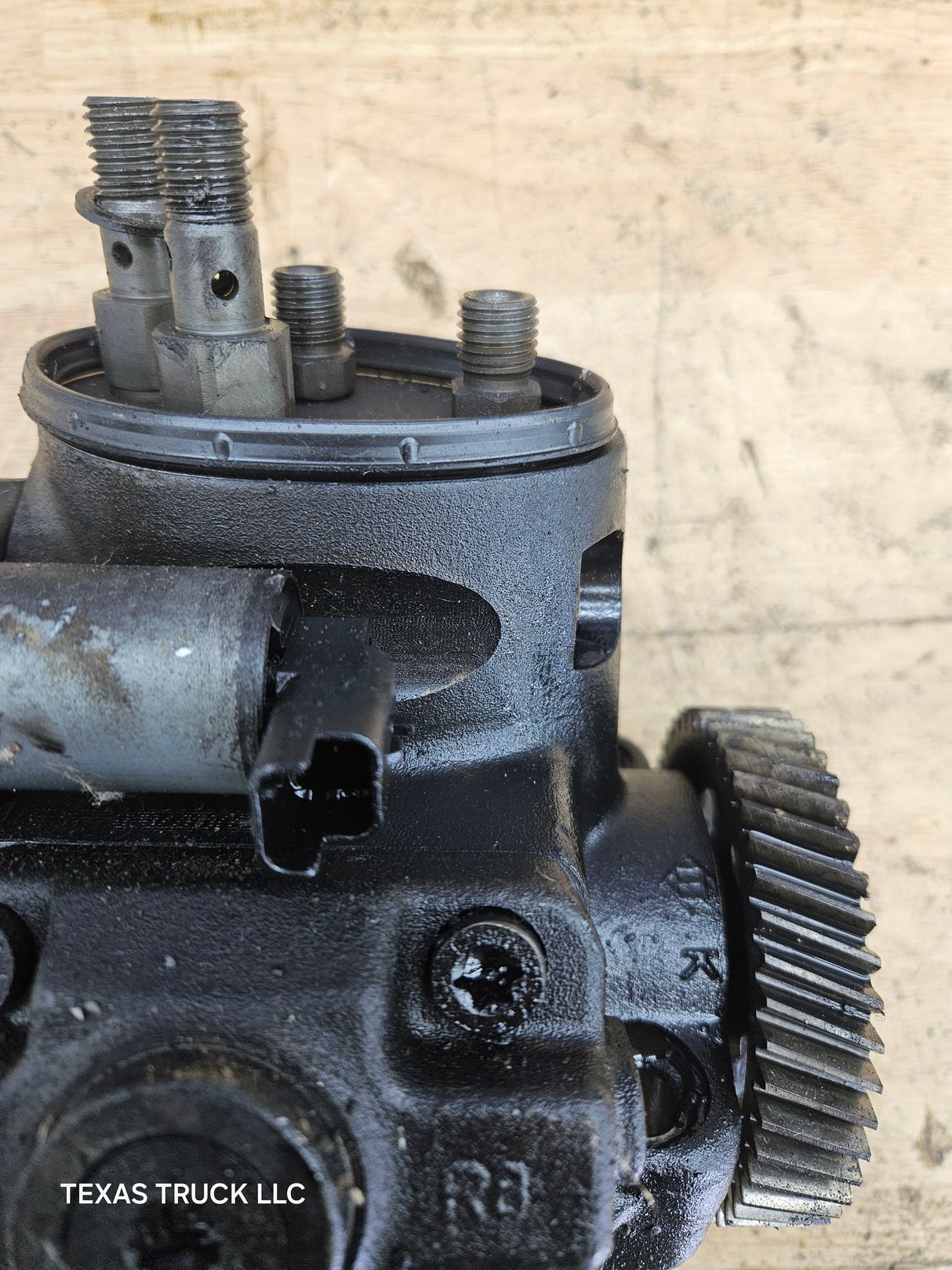 2008-2010 Ford 6.4 Powerstroke High Pressure Fuel Pump 8C3Z9A543 DRM OEM