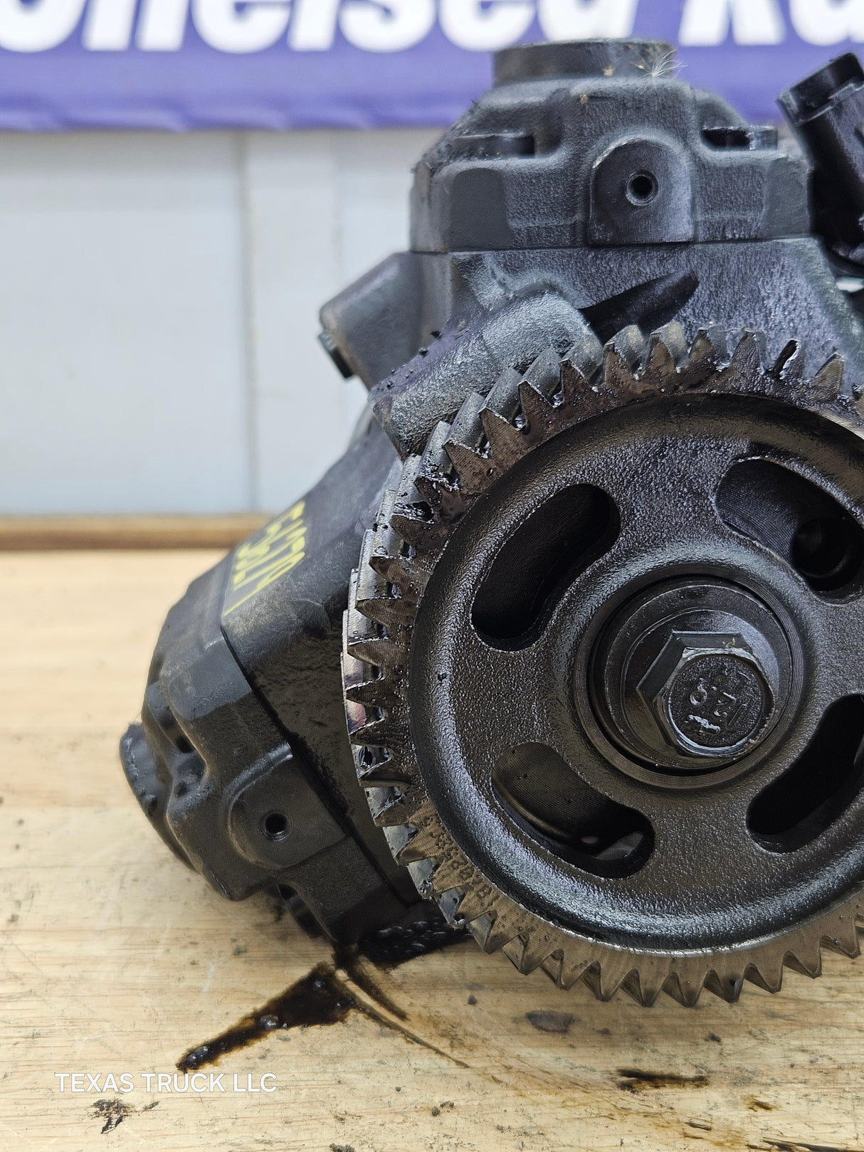 2008-2010 Ford 6.4 Powerstroke High Pressure Fuel Pump 8C3Z9A543 DRM OEM