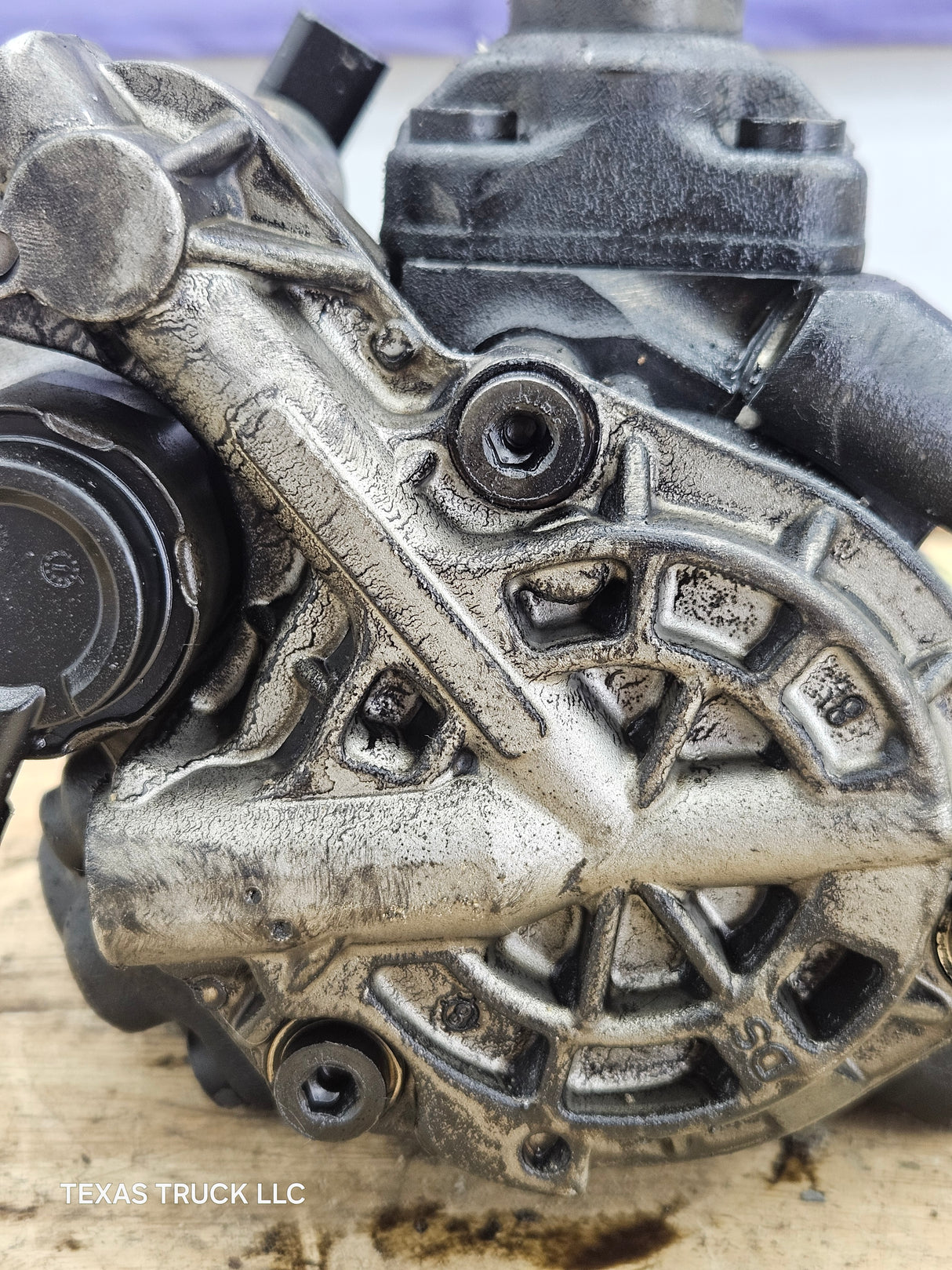 2008-2010 Ford 6.4 Powerstroke High Pressure Fuel Pump 8C3Z9A543 DRM OEM