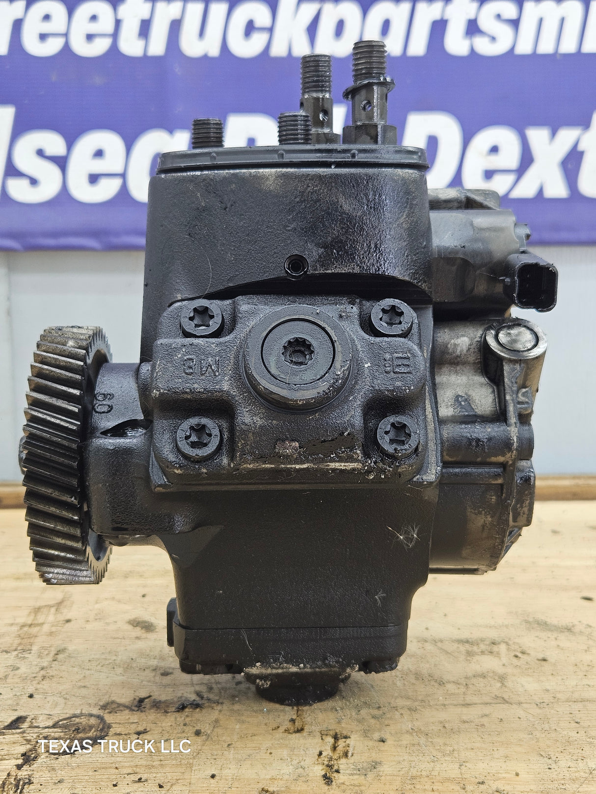 2008-2010 Ford 6.4 Powerstroke High Pressure Fuel Pump 8C3Z9A543 DRM OEM