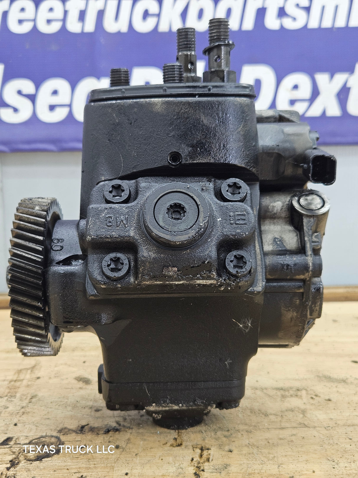 2008-2010 Ford 6.4 Powerstroke High Pressure Fuel Pump 8C3Z9A543 DRM OEM