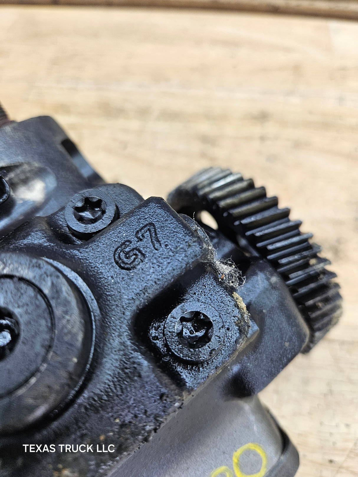 2008-2010 Ford 6.4 Powerstroke High Pressure Fuel Pump 8C3Z9A543DRM OEM