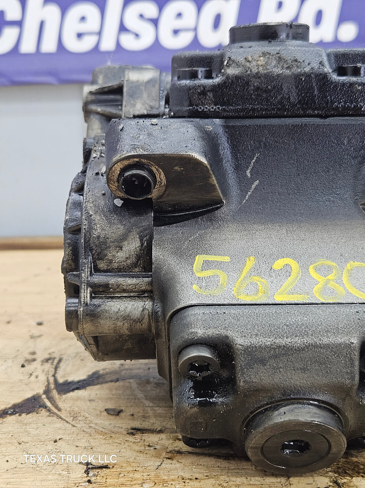 2008-2010 Ford 6.4 Powerstroke High Pressure Fuel Pump 8C3Z9A543DRM OEM