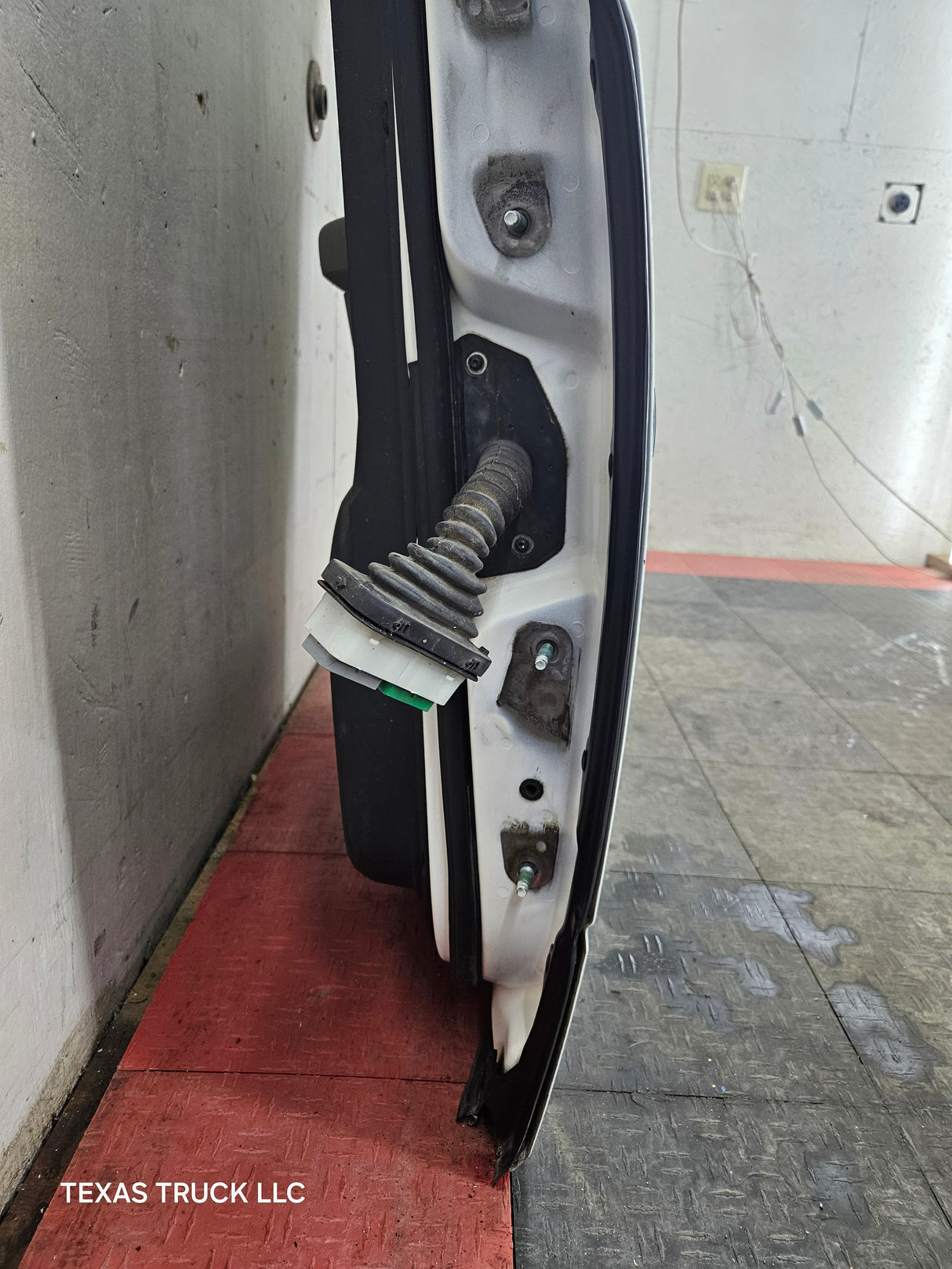 2009-2018 Dodge Ram 4th Gen Driver Side Front Quad Cab Door 1500 2500 3500 4500 5500