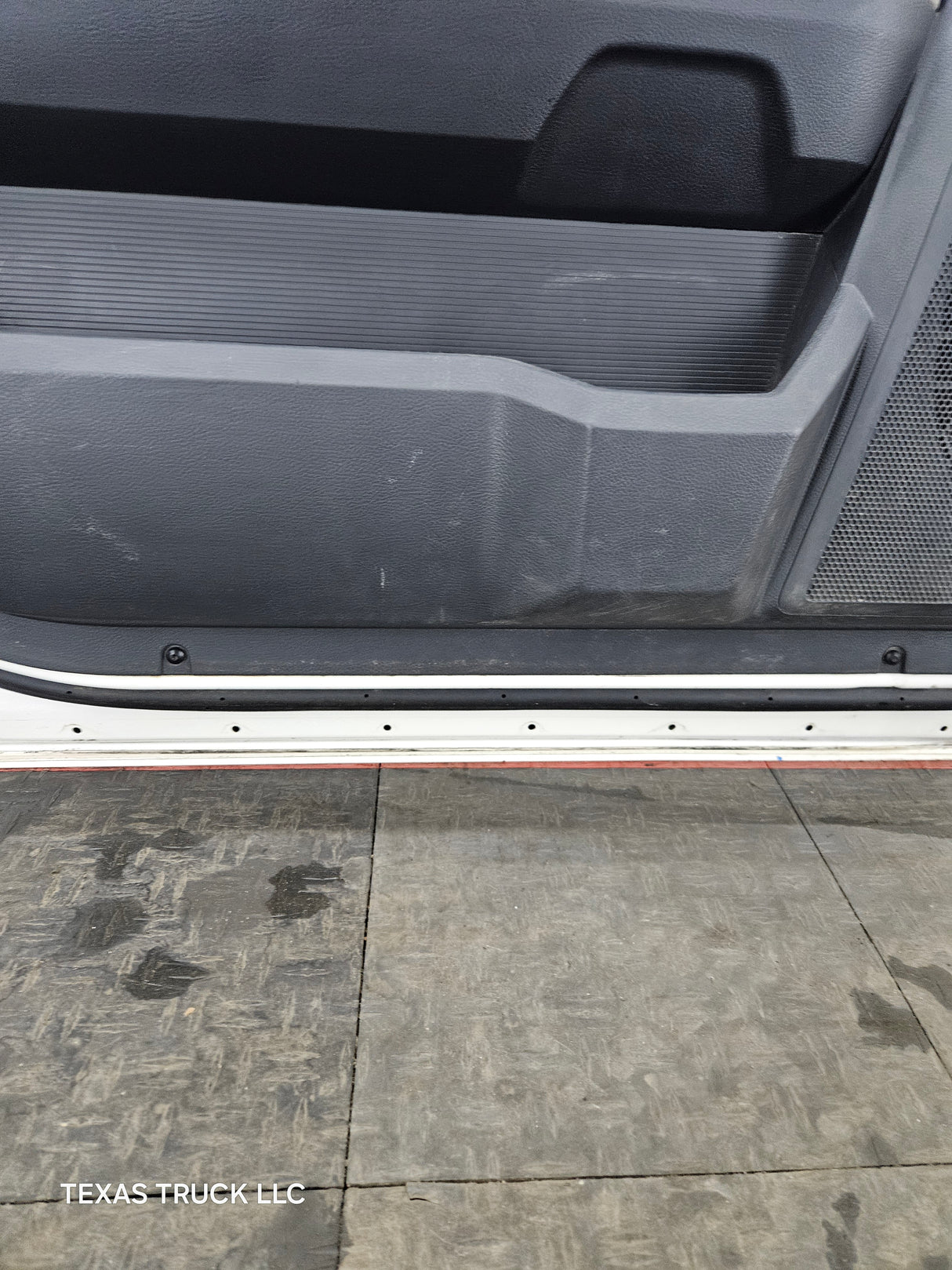 2009-2018 Dodge Ram 4th Gen Driver Side Front Quad Cab Door 1500 2500 3500 4500 5500