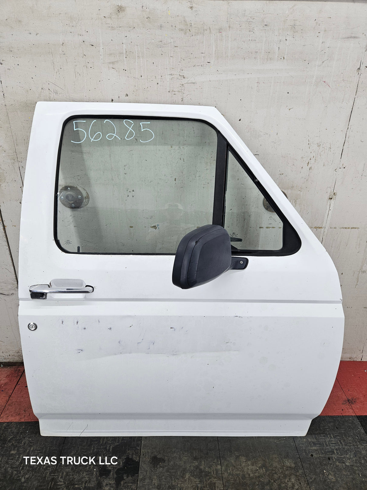 1987-1997 Ford F Series F250 F350 F450 F550 Passenger Side Front Door RH