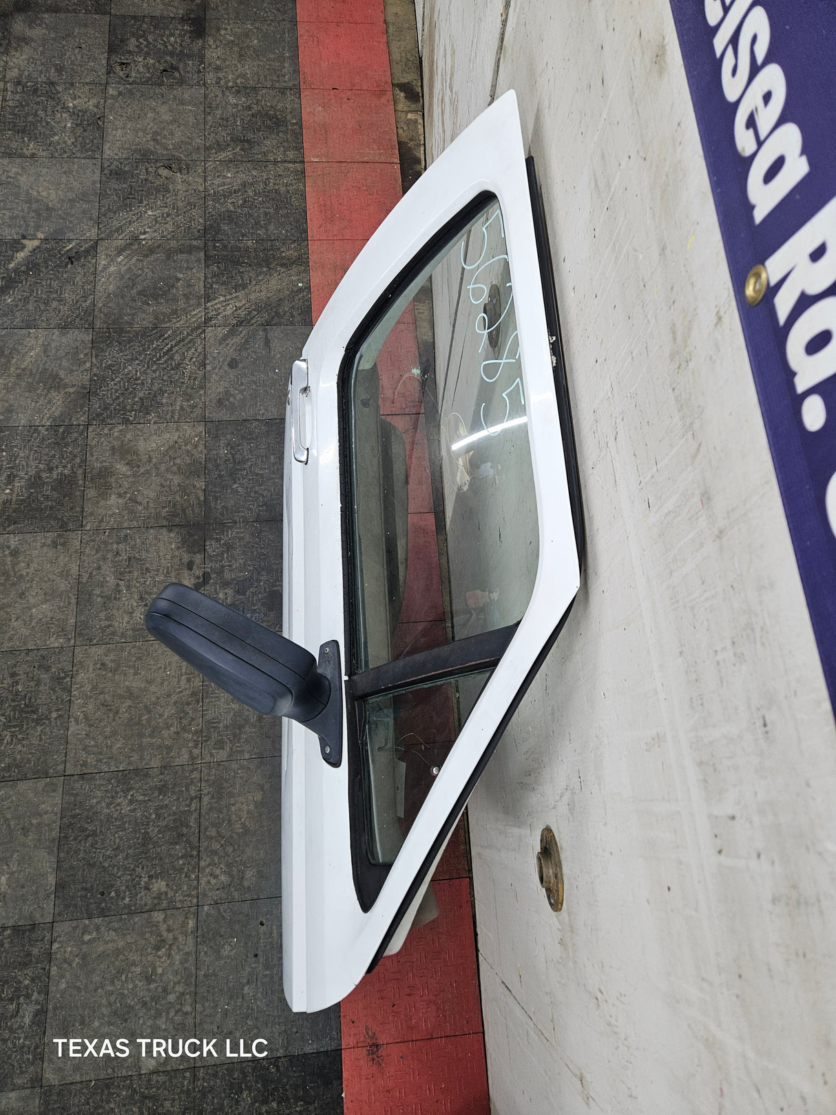 1987-1997 Ford F Series F250 F350 F450 F550 Passenger Side Front Door RH