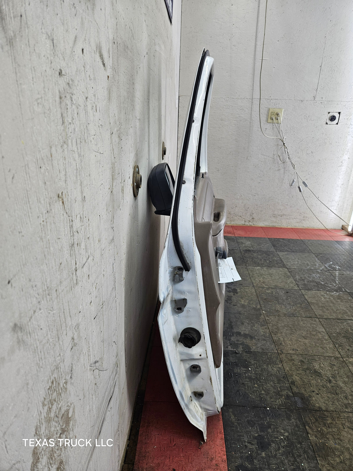 1987-1997 Ford F Series F250 F350 F450 F550 Passenger Side Front Door RH