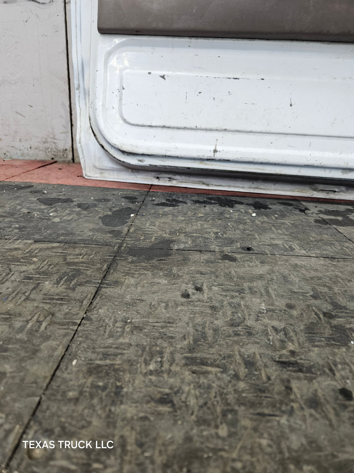 1987-1997 Ford F Series F250 F350 F450 F550 Passenger Side Front Door RH